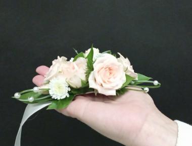 Как сделать браслеты с тканевыми цветами для подружек невесты