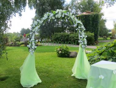 Украшение свадьбы сухоцветами: свадебная арка, столы, декор — Зверобой